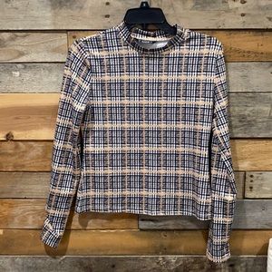 BOGO❗️Stretchy plaid shirt